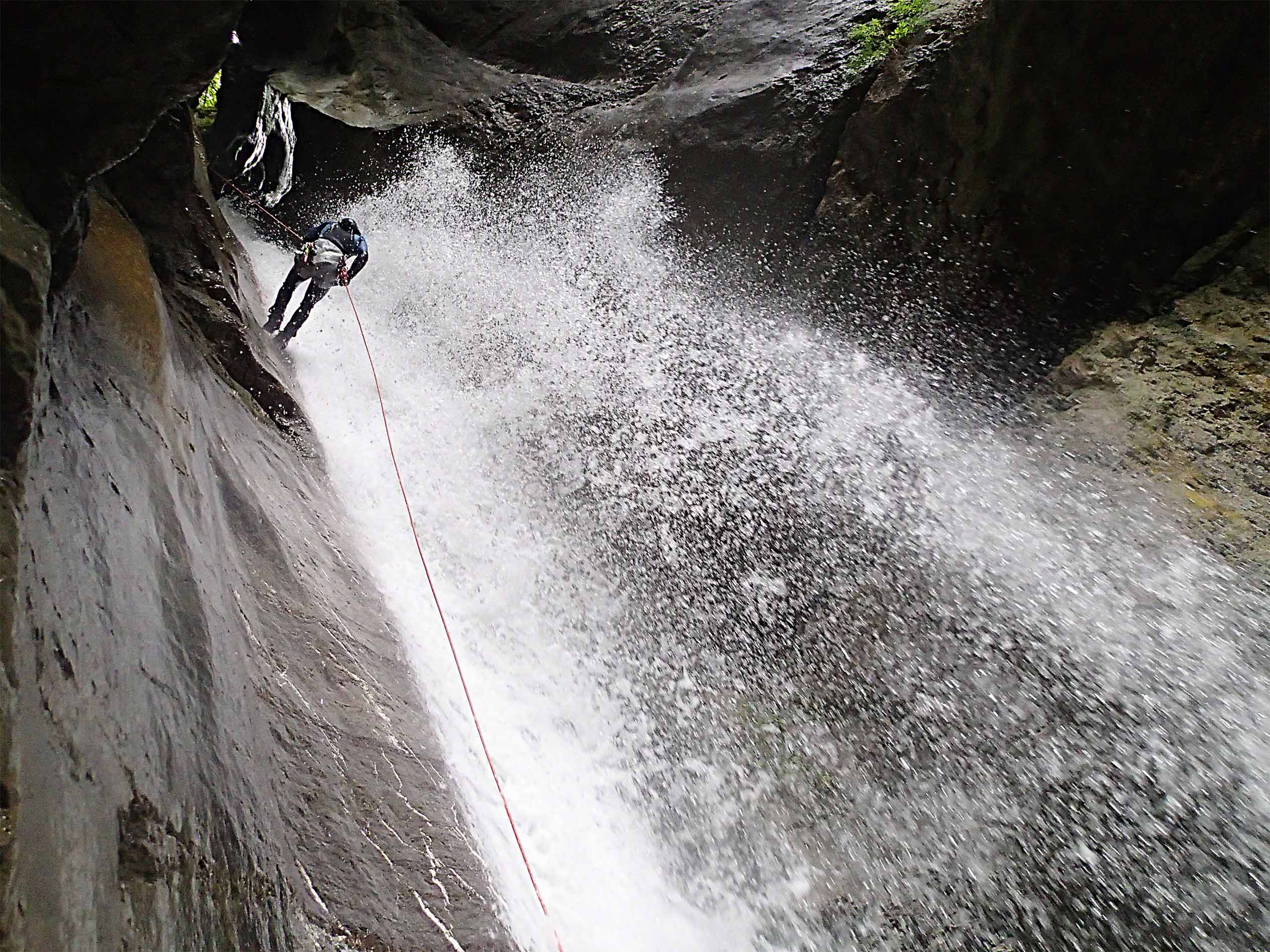 cascade d'angon