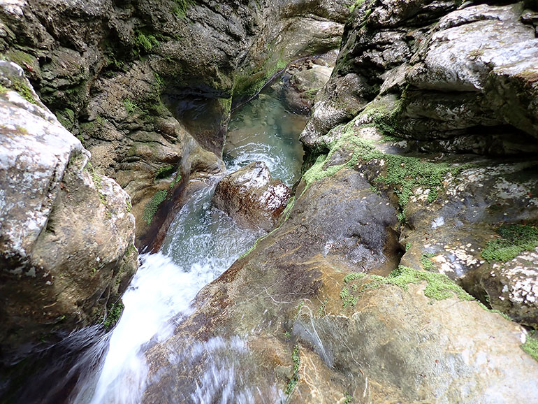 cascade du canyon du reposoir